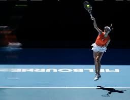 iG夺得德杯冠军后，Wei再带小弟跳起了胜利之舞＂